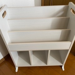 お話中【USED】アイリスオーヤマ絵本ラックの画像