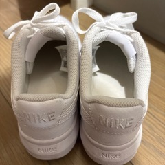 NIKE DM0113 エアフォース1 ホワイト 23.5cmの画像