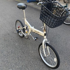 ジャガー20インチ折りたたみ自転車
の画像