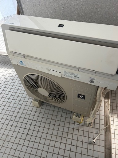 SHARP♢﻿美品♢﻿メーカー高ランク♢﻿主に14畳♢﻿空気清浄機機能♢﻿プラズマクラスター♢﻿自動お掃除機能♢﻿光センサー♢﻿AI自動運転♢﻿スマートフォン対応