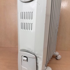 デロンギオイルヒーター凹みあり　動作OKの画像