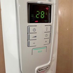 デロンギオイルヒーター凹みあり　動作OKの画像