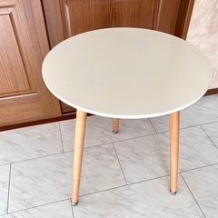 ダイニングテーブル 円形 テレワーク イームズ テーブル 丸テーブル 白 60cm  テーブル カフェテーブル ティーテーブル 一人暮らしの画像