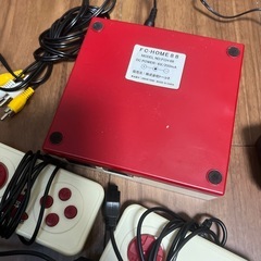 レトロゲーム機 ファミコンの画像