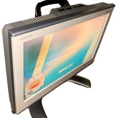 液晶テレビ 16
インチ LC16E1 ホワイト 白 2008年製 の画像