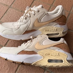 NIKE エアマックスエクシーコルク　24cm24cmの画像