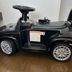 子供自動車の画像