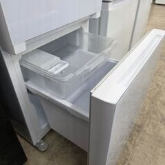 J2163【リユースのサカイ柏店】Hisense　ハイセンス　2ドア冷蔵庫　HR-G13A-W　2019年製　クリーニング済み 参考価格 43,780円の画像