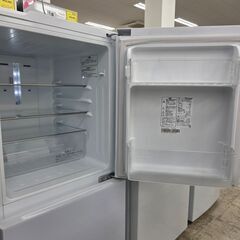 J2163【リユースのサカイ柏店】Hisense　ハイセンス　2ドア冷蔵庫　HR-G13A-W　2019年製　クリーニング済み 参考価格 43,780円の画像