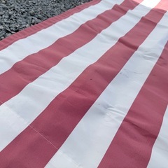 日除けシェード｜突っ張り棒OK・ハトメ8ヶ所の画像