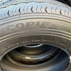 ハイエース　純正タイヤ　ブリヂストン　2025年製造 　 走行少しの画像
