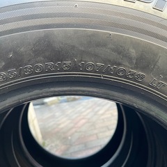 ハイエース　純正タイヤ　ブリヂストン　2025年製造 　 走行少しの画像