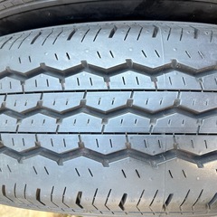 ハイエース　純正タイヤ　ブリヂストン　2025年製造 　 走行少しの画像