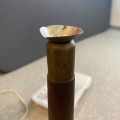 アンティークテーブルの画像