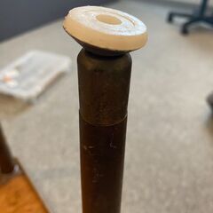 アンティークテーブルの画像