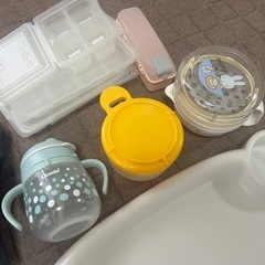 折りたたみテーブルチェア・ベビーグッズの画像