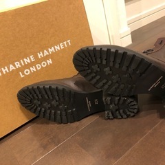 美品 キャサリン ハムネット ブーツの画像