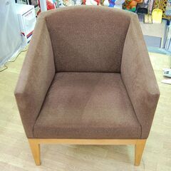 ①一人掛けソファ 幅69×奥行61×高さ83.5cm ファブリック×木 ブラウン ラウンジチェア 一人掛けチェア 椅子 いす イス 札幌市 清田区 平岡の画像