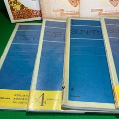 ピアノの本の画像