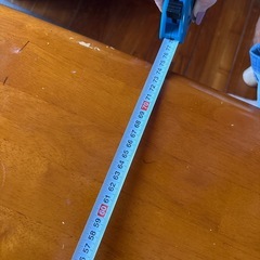 テーブル　茶色　まだ使えますの画像