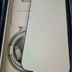 【バッテリー100% 】iPhone 15 128 GBブラックの画像