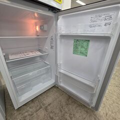 J2165【リユースのサカイ柏店】Hisens  ハイセンス　2ドア冷蔵庫　HR-B12C　2021年製　クリーニング済み 参考価格　29,480円の画像