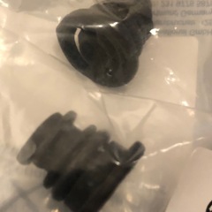 新品 ポルシェ オイルエレメント・オイルエレメントケース ・ドレンプラグ セットの画像