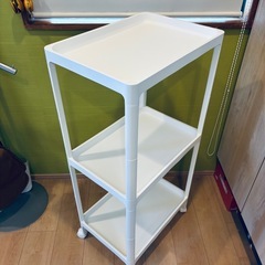 🉐美品／段変更可能棚❗️の画像