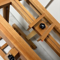 大型イーゼル　絵画　美術　芸術　イーゼルの画像