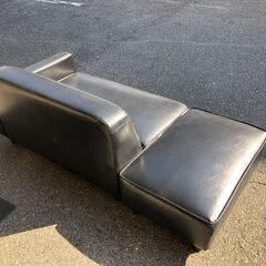 【ジャングルジャングル石津店】 二人用ソファー オットマン付き　ブラック　 新生活 堺市 西区 堺区 石津の画像