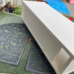 低めのTV台の画像