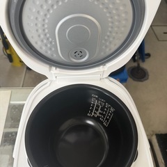 2021年　TOSHIBA 炊飯器　圧力IH 5.5合の画像