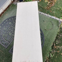 低めのTV台の画像