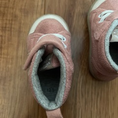 子供用シューズの画像