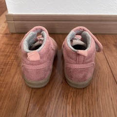 子供用シューズの画像
