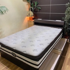 ダブルべベッドの画像