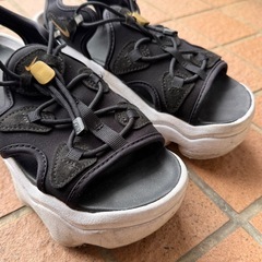 NIKE エアマックスココ　23cmの画像