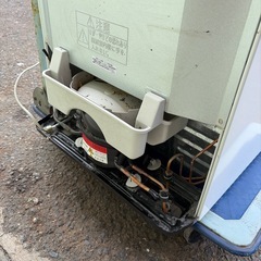 No.050中古　冷蔵庫136ℓ 2005年きれいきれいの画像