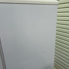 No.050中古　冷蔵庫136ℓ 2005年きれいきれいの画像