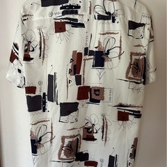 SHEIN
 半袖　シャツの画像