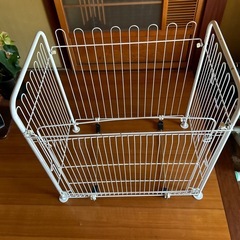 ストーブガード
の画像