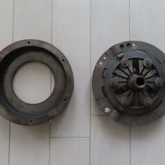 スバルR-2　K-12 クラッチカバー＆フライホイールの画像