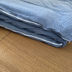 😀シングル三つ折りマットの画像