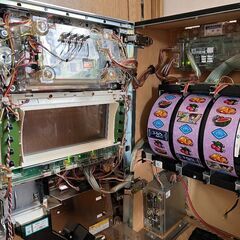 スロットマシーン コードギアス 反逆のルルーシュ引取の画像