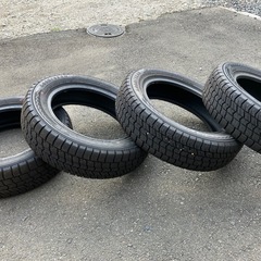【美品】スタッドレスタイヤ　　155/65/14 の画像
