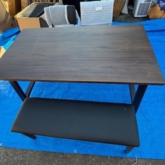 天然木ダイニングテーブル4点セットの画像