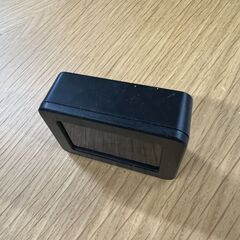 デジタル温湿度付き置時計 ブラックの画像