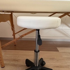 エステベット　チェアの画像