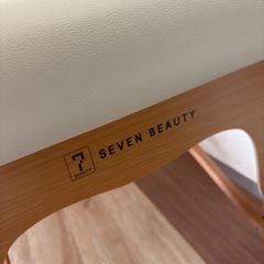 エステベット　チェアの画像