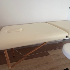 エステベット　チェアの画像